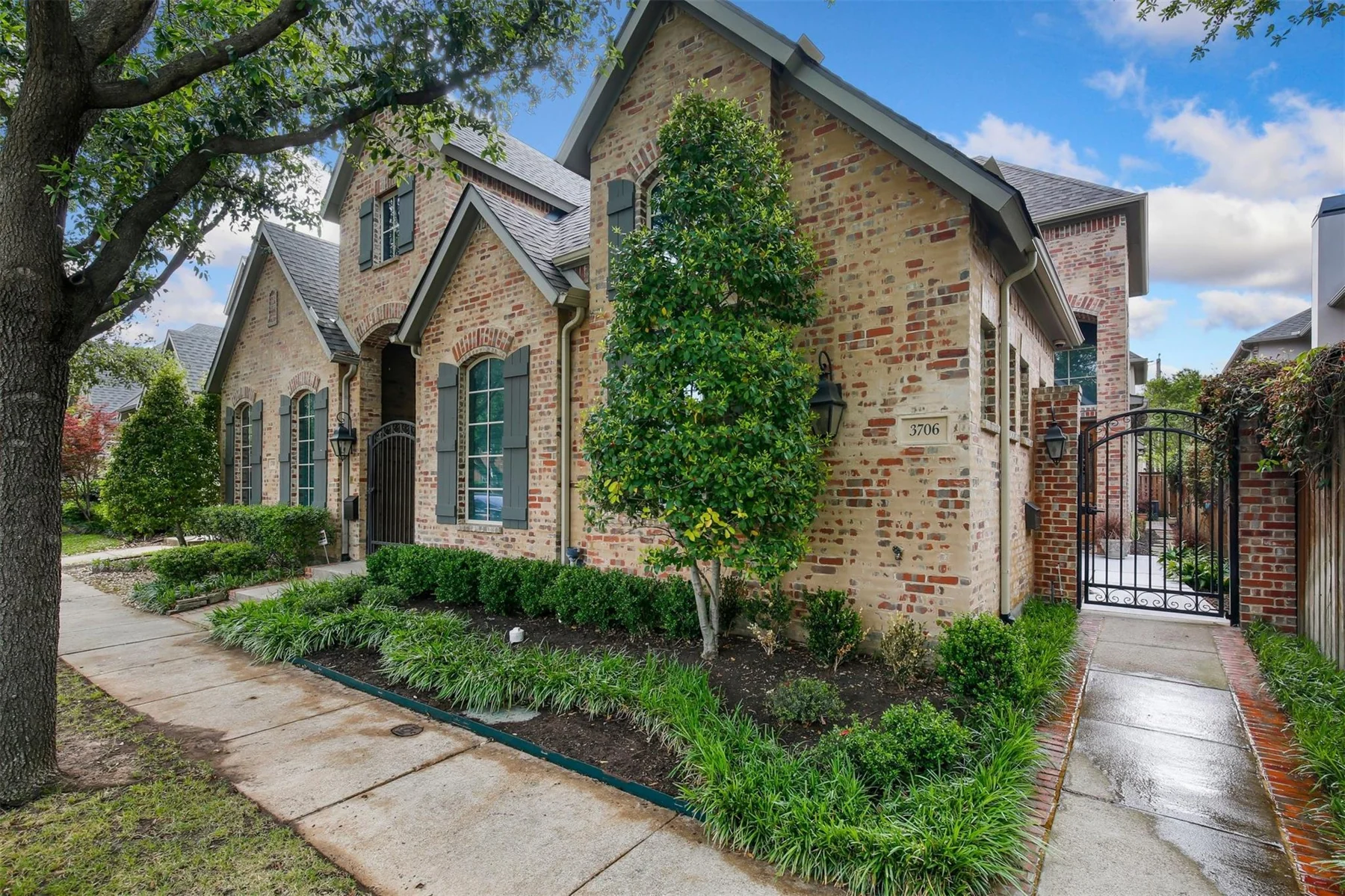 3706 Fairfax Avenue — Dallas