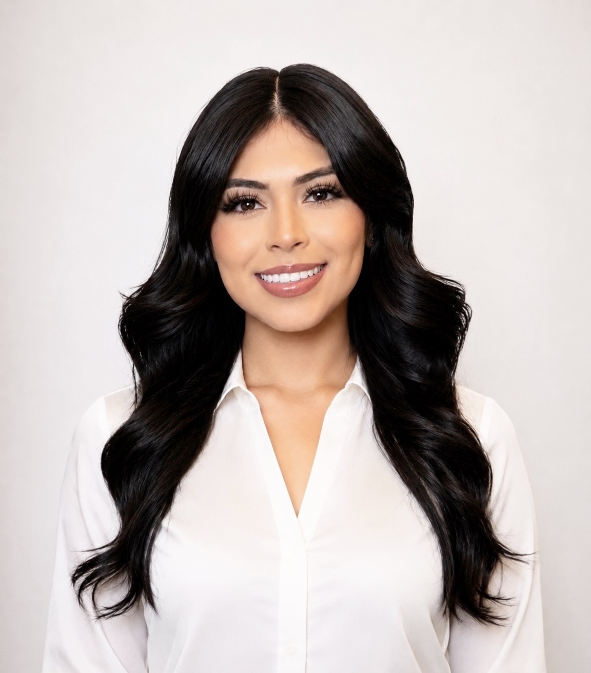 Professional headshot of Cristal Contreras, Real Estate Agent