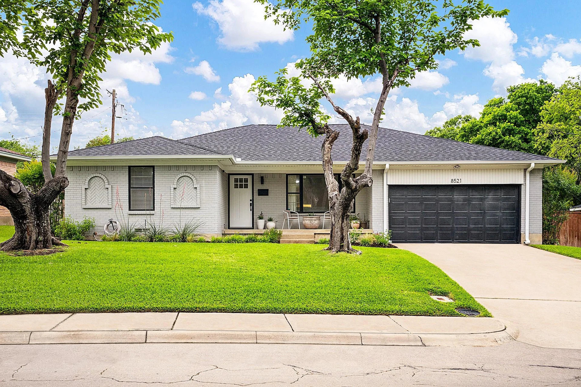 8521 Sweetwater Drive, Dallas, TX